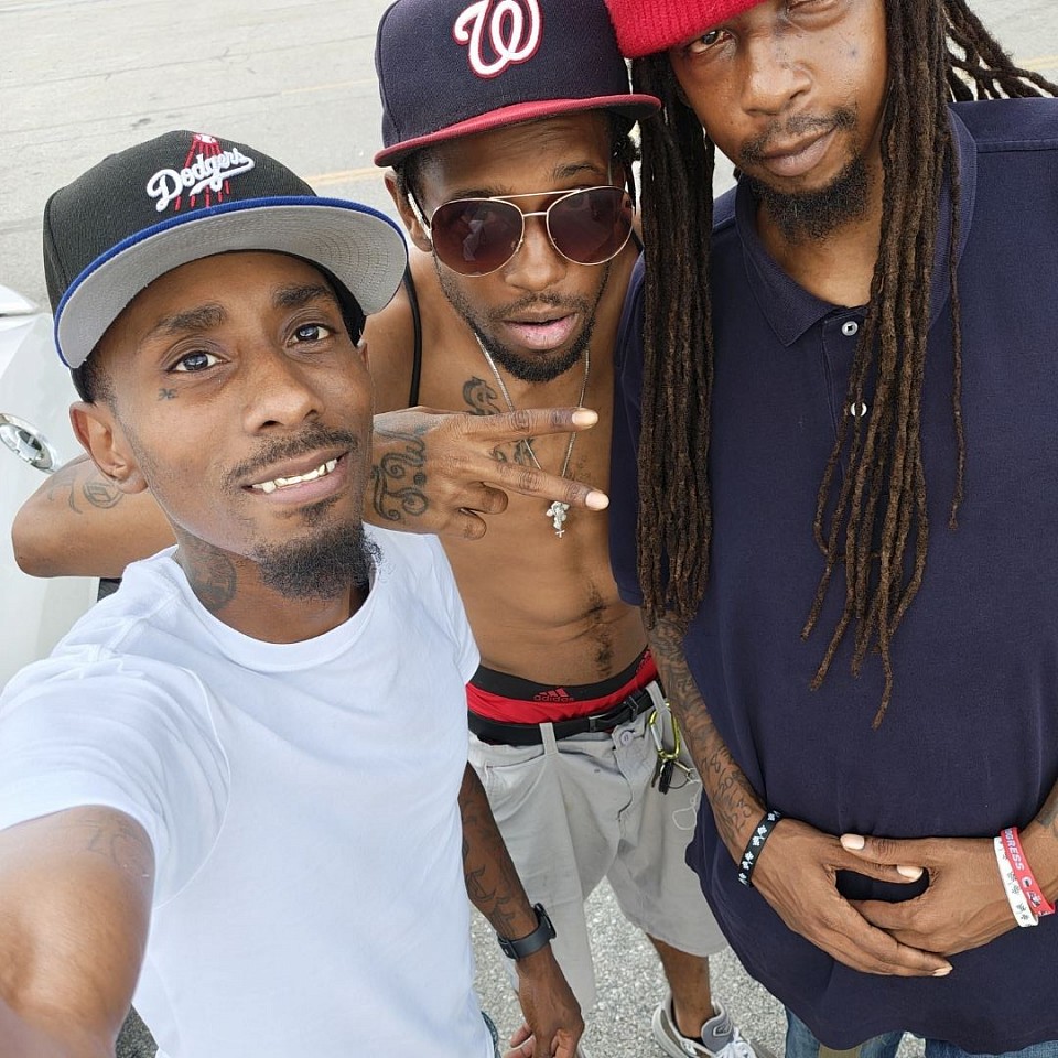 Merk, I, n Relly Savage